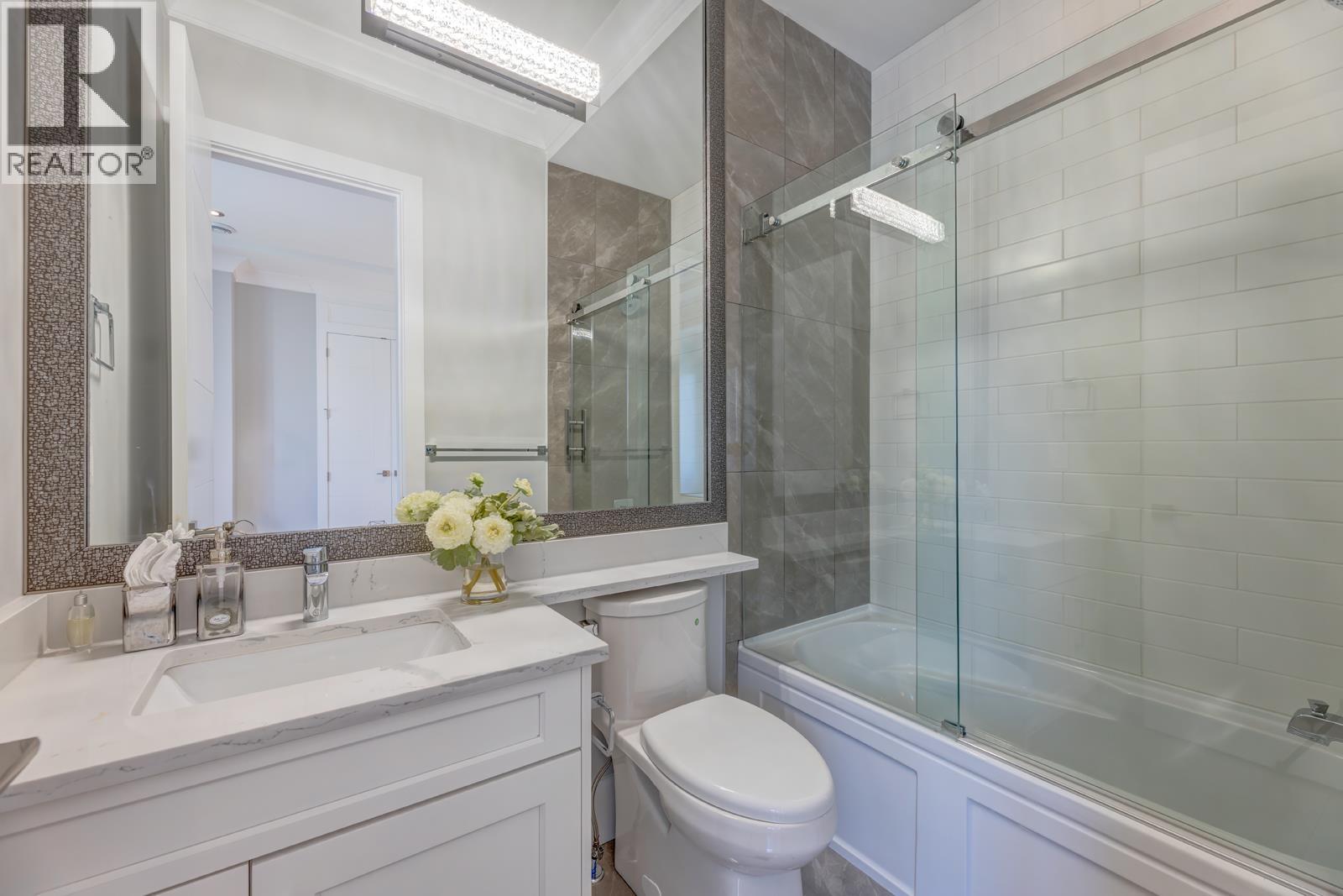 7102 Bridge Street, Richmond, British Columbia  V6Y 2S7 - Photo 23 - R3160527