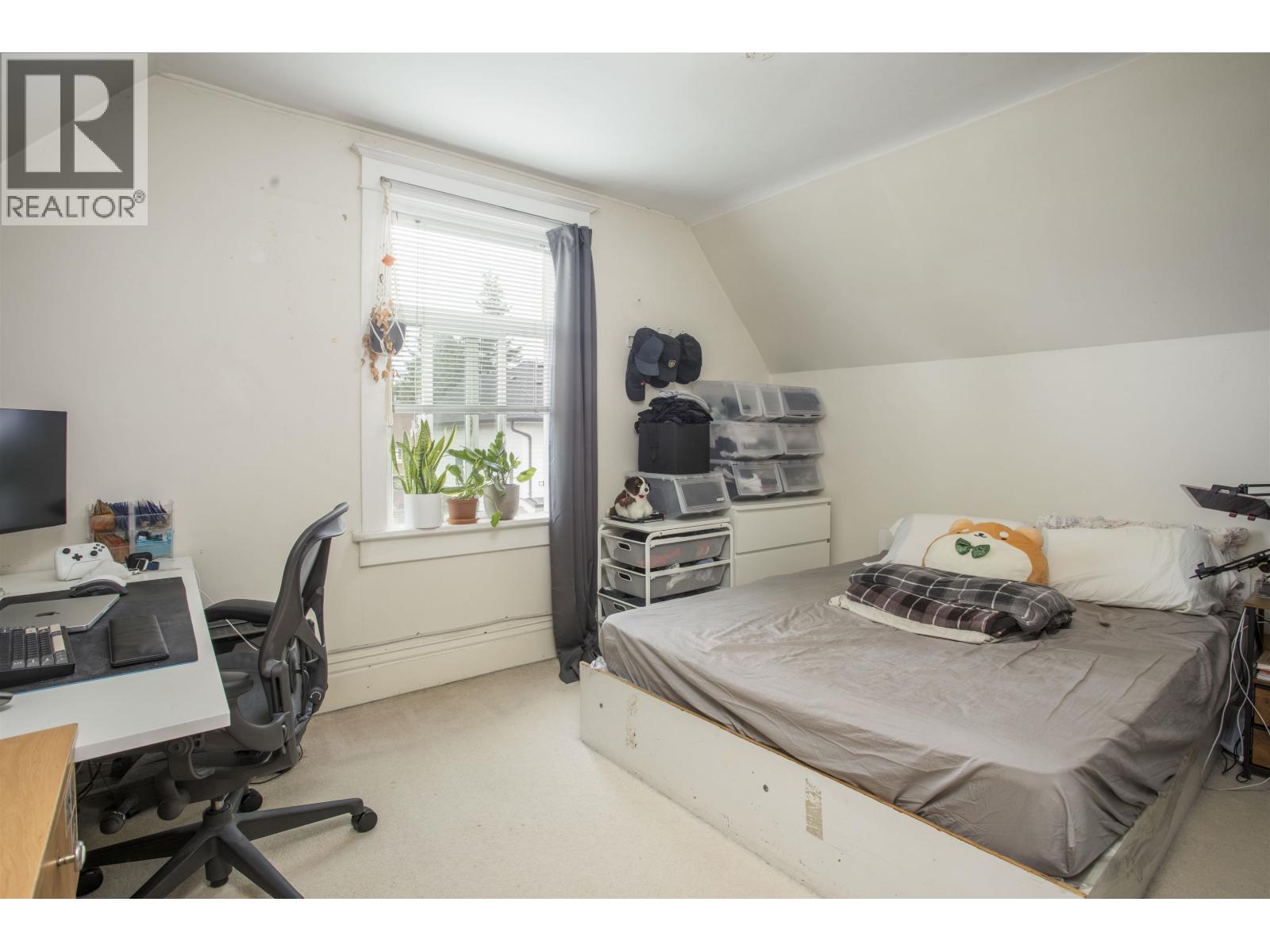 2039 Turner Street, Vancouver, British Columbia  V5L 2A2 - Photo 12 - R3160540