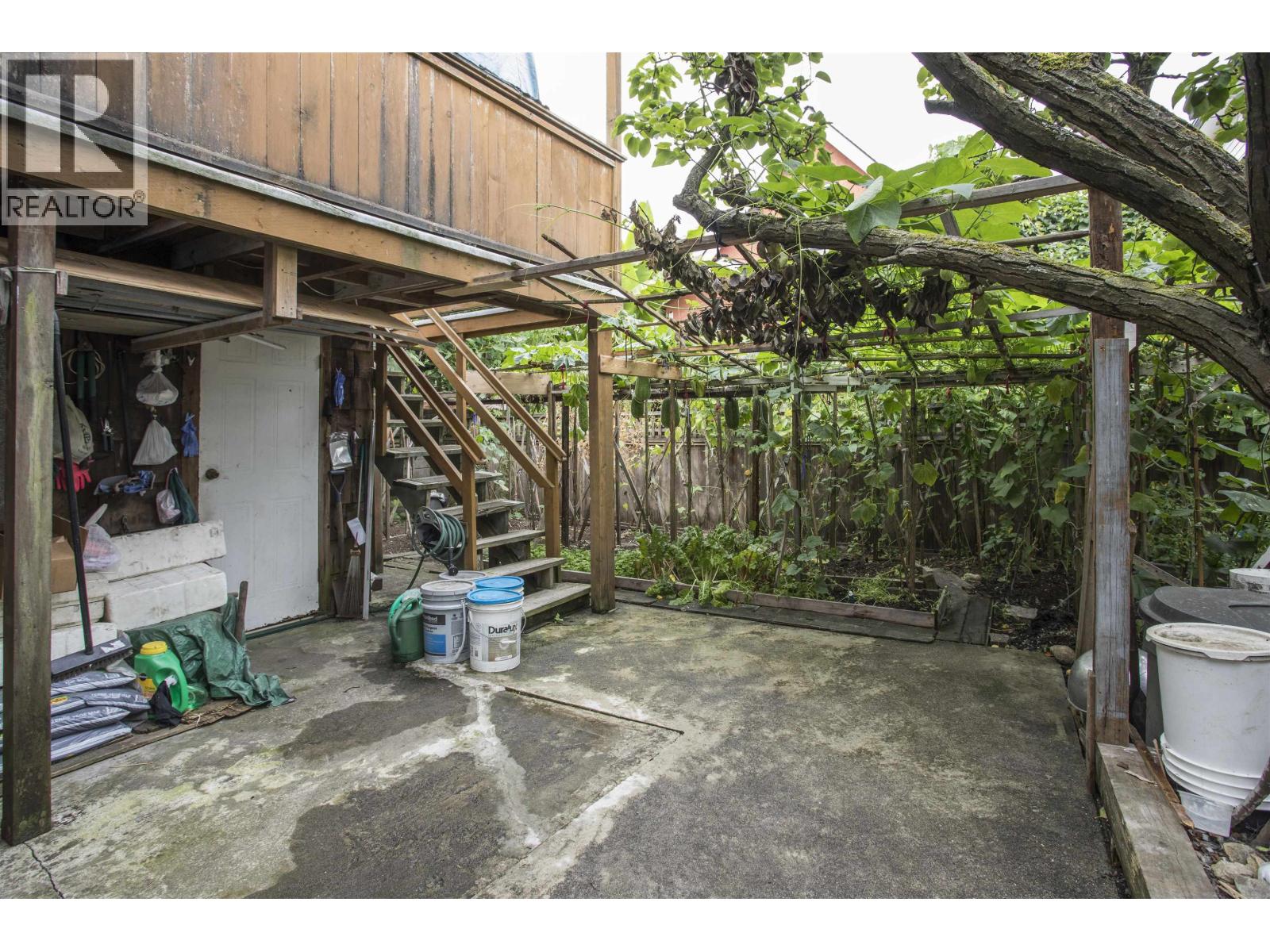 2039 Turner Street, Vancouver, British Columbia  V5L 2A2 - Photo 18 - R3160540