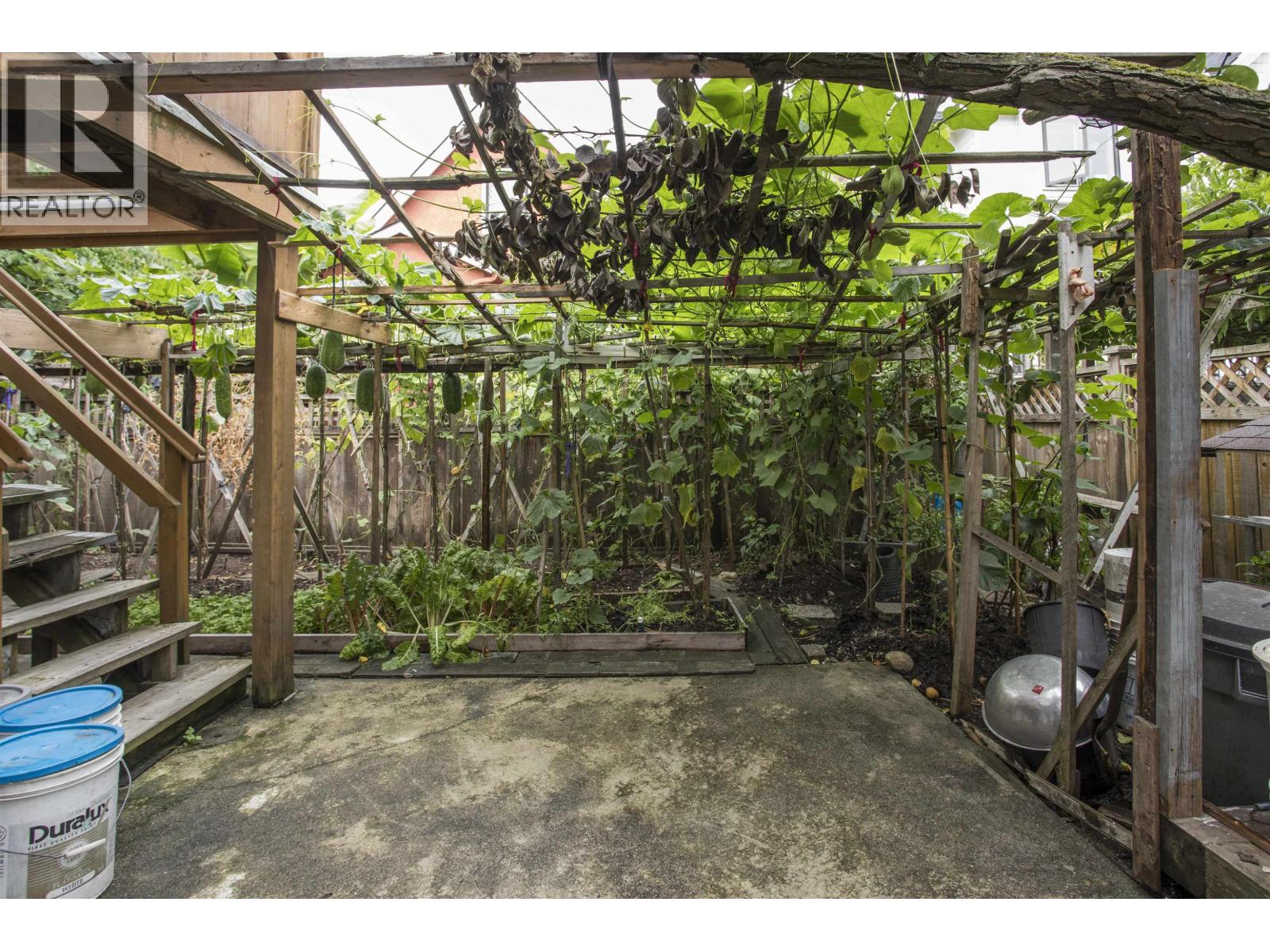 2039 Turner Street, Vancouver, British Columbia  V5L 2A2 - Photo 19 - R3160540