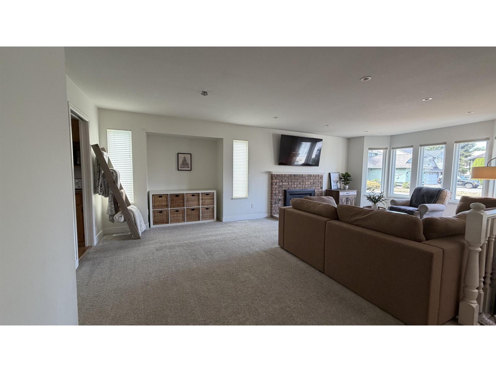 6038 187 Street, Surrey, British Columbia  V3S 7P3 - Photo 7 - R3154642