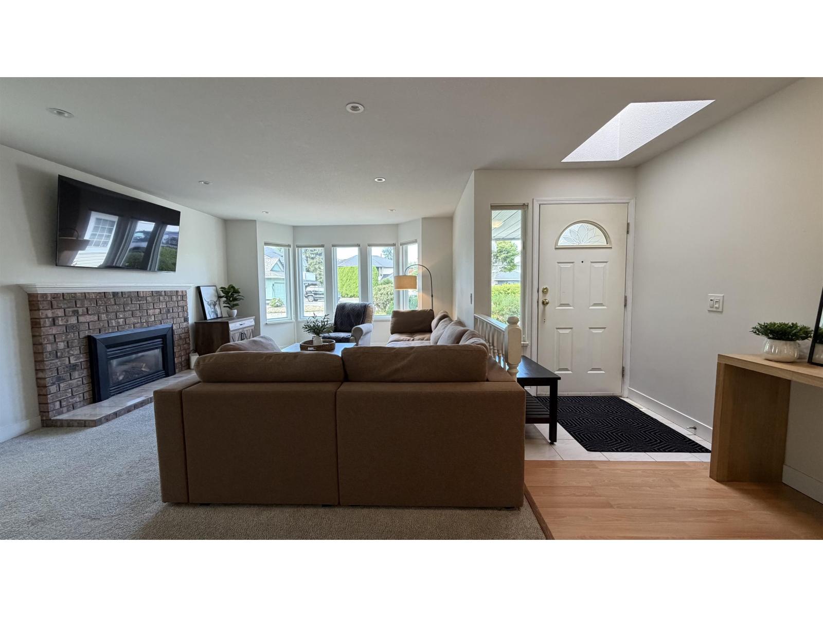 6038 187 Street, Surrey, British Columbia  V3S 7P3 - Photo 6 - R3154642