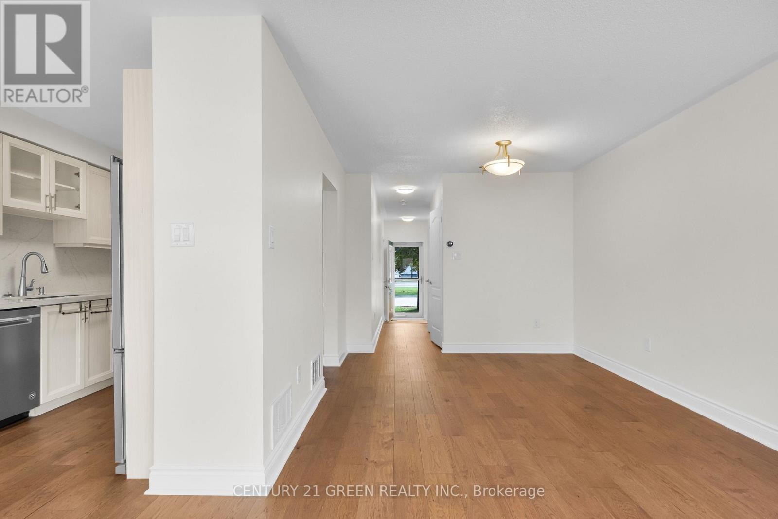 3081 Hawktail Crescent, Mississauga, Ontario  L5M 6W8 - Photo 9 - W13733910