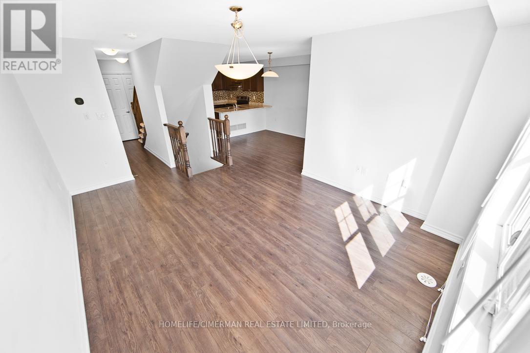 552 Buckeye Court, Milton, Ontario  L9E 1M2 - Photo 5 - W13733936