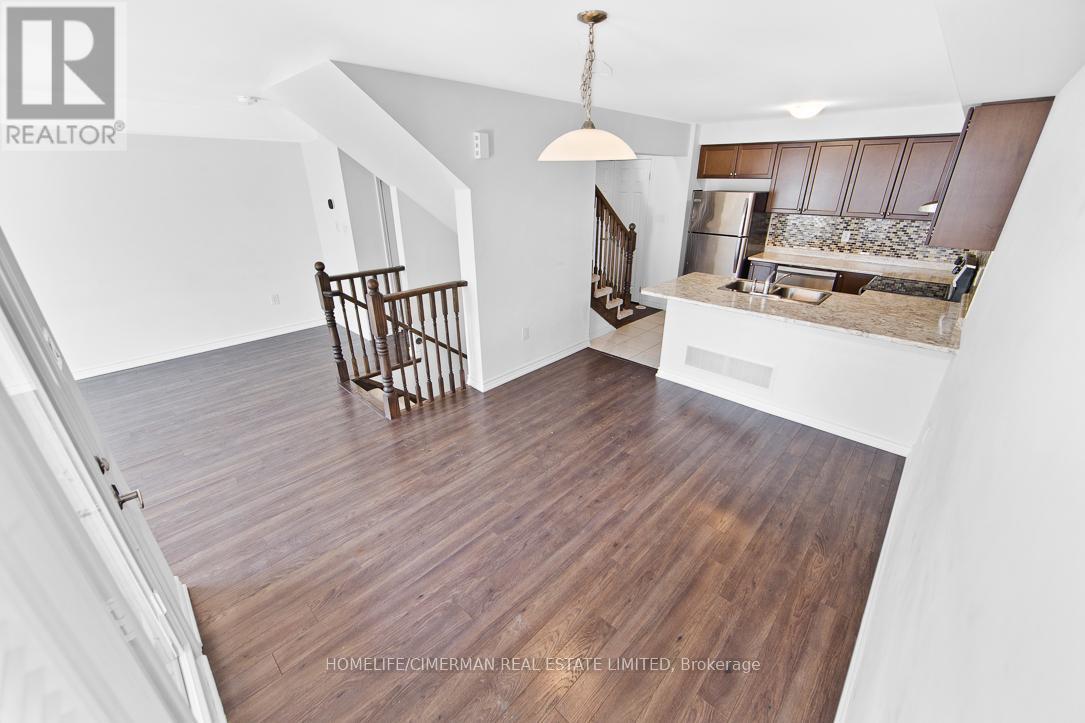 552 Buckeye Court, Milton, Ontario  L9E 1M2 - Photo 7 - W13733936