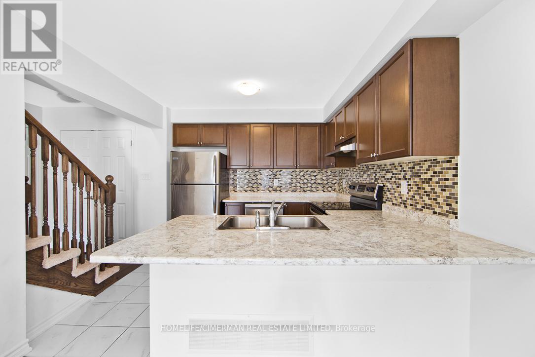 552 Buckeye Court, Milton, Ontario  L9E 1M2 - Photo 9 - W13733936