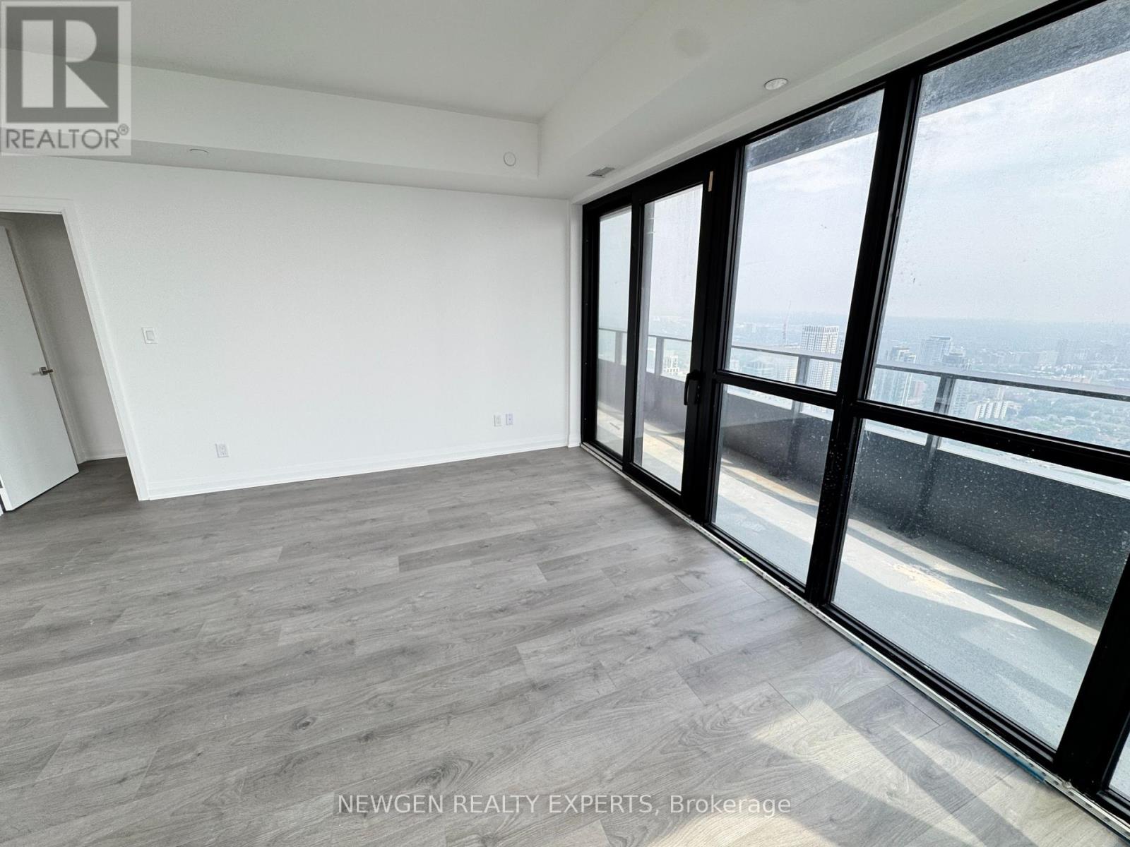 5004 - 4015 The Exchange, Mississauga, Ontario  L5N 0N9 - Photo 4 - W13733952