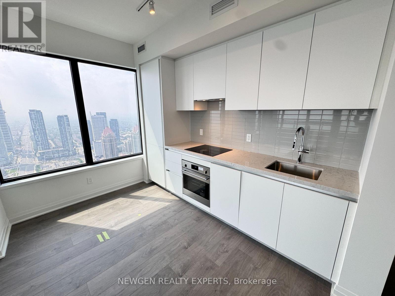 5004 - 4015 The Exchange, Mississauga, Ontario  L5N 0N9 - Photo 6 - W13733952