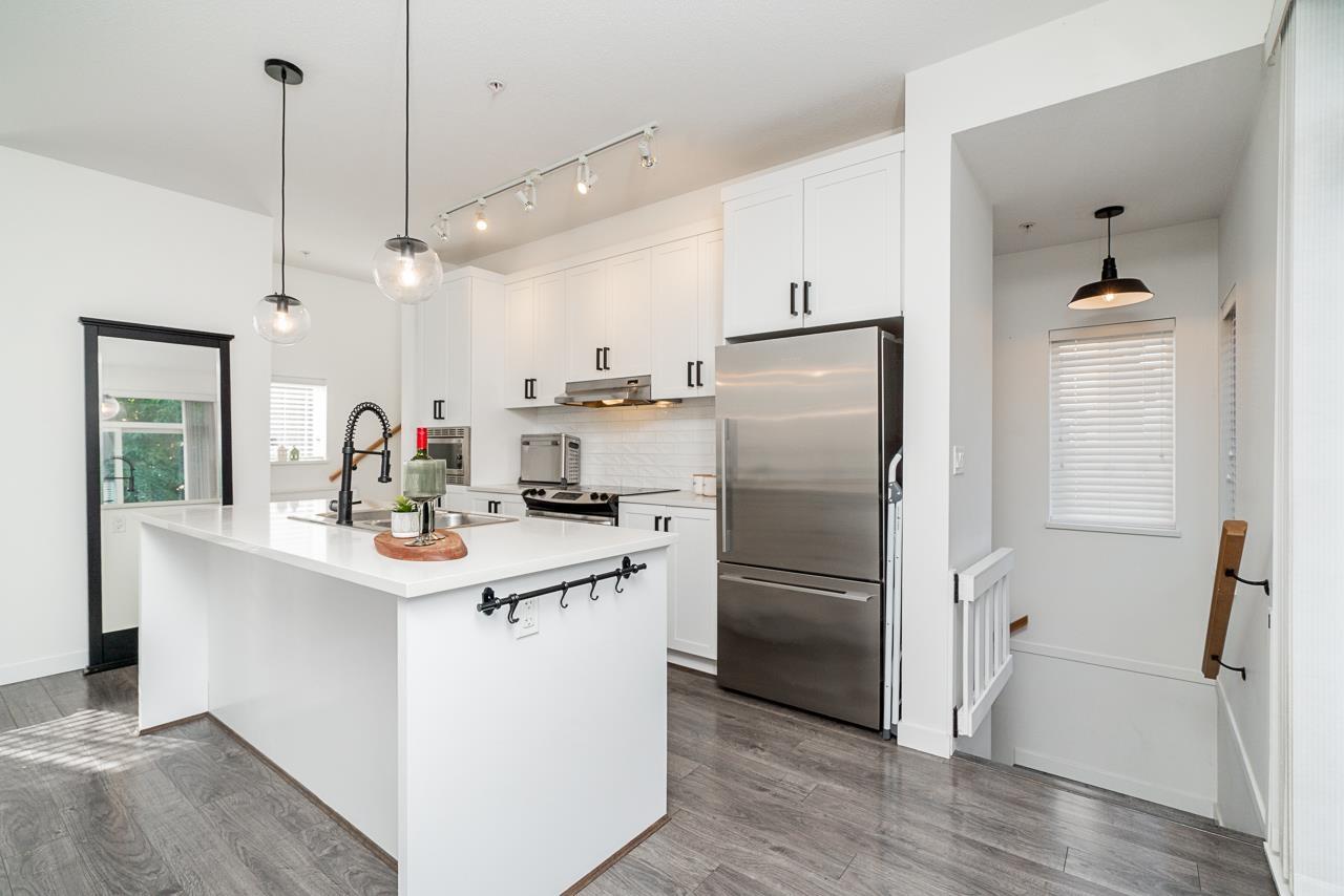34 7848 209 Street, Langley, British Columbia  V2Y 0M4 - Photo 4 - R3160562