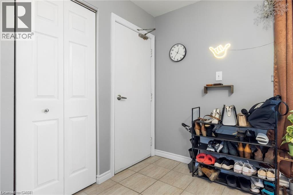 107 Horning Drive Unit# Upper, Hamilton, Ontario  L9C 6L2 - Photo 4 - 40844166