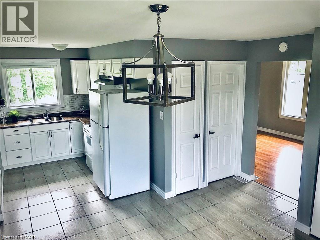 107 Horning Drive Unit# Upper, Hamilton, Ontario  L9C 6L2 - Photo 6 - 40844166