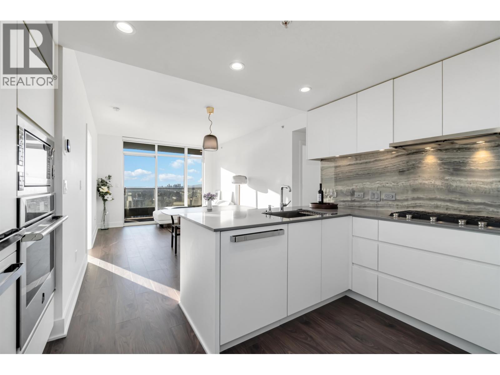 3009 450 WESTVIEW STREET, Coquitlam, British Columbia
