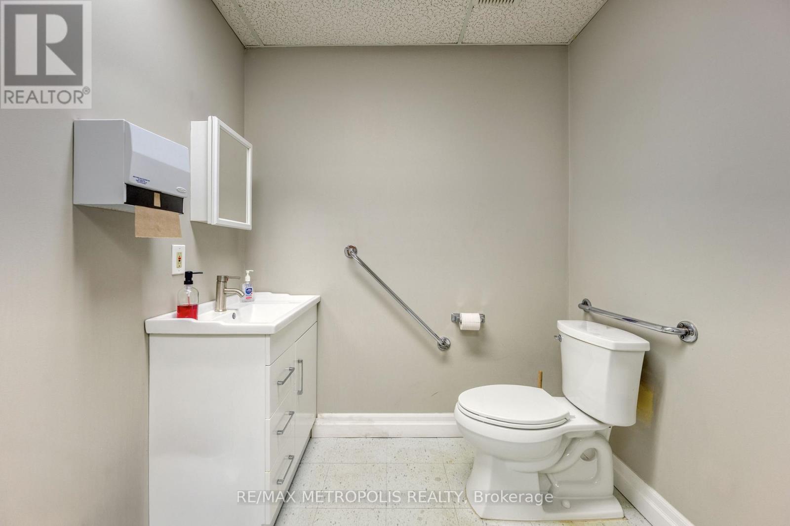 2695 Hamilton Road, Sarnia, Ontario  N0N 1C0 - Photo 16 - X13733860