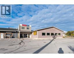 335 3rd Avenue, Invermere, British Columbia