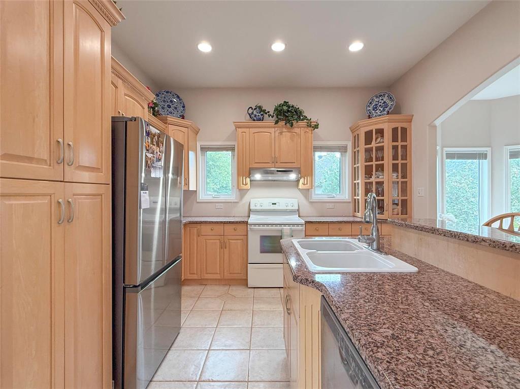 9 Galbraith Crescent, Brandon, Manitoba  R7A 6V4 - Photo 19 - 202621905