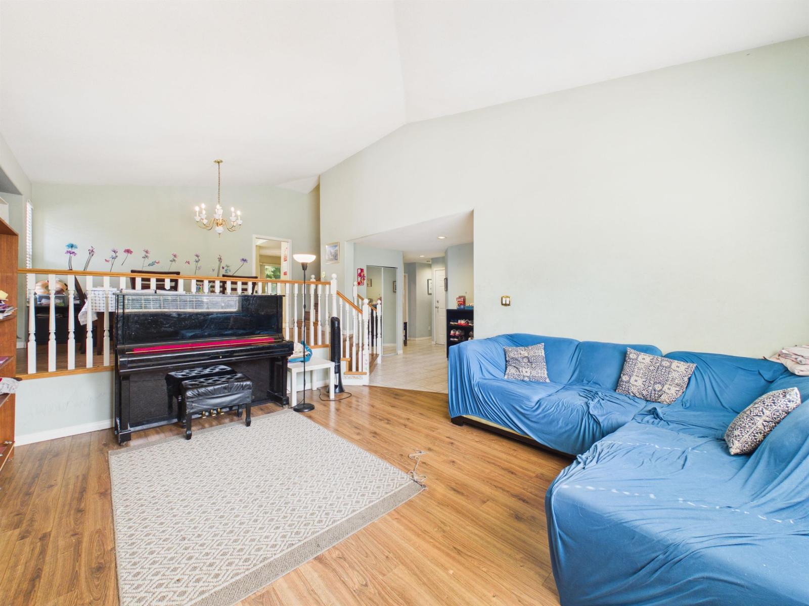 10576 154a Street, Surrey, British Columbia  V3R 4K1 - Photo 5 - R3160558
