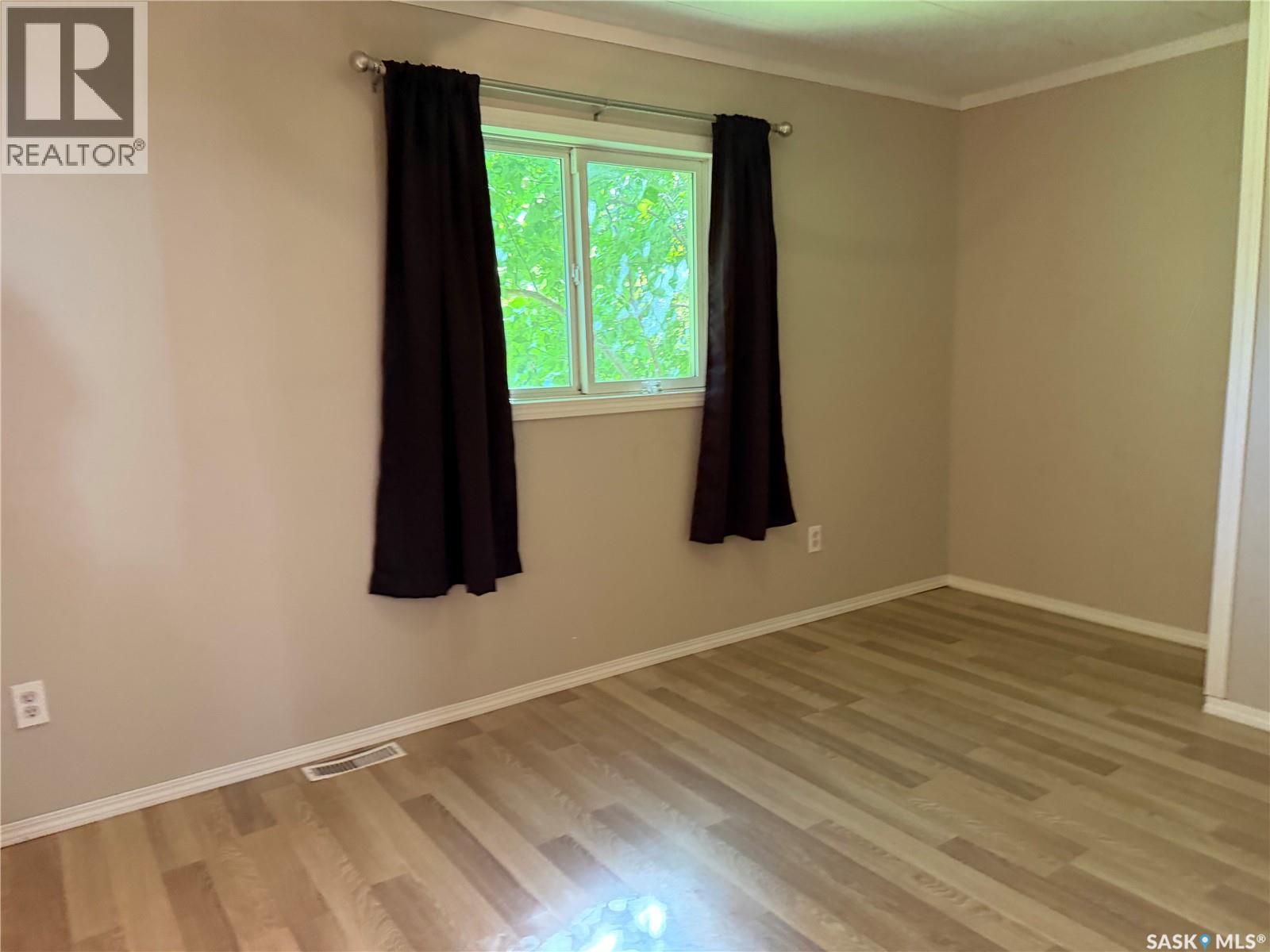 104 4th Avenue, Melfort, Saskatchewan  S0E 1A0 - Photo 16 - SK047182