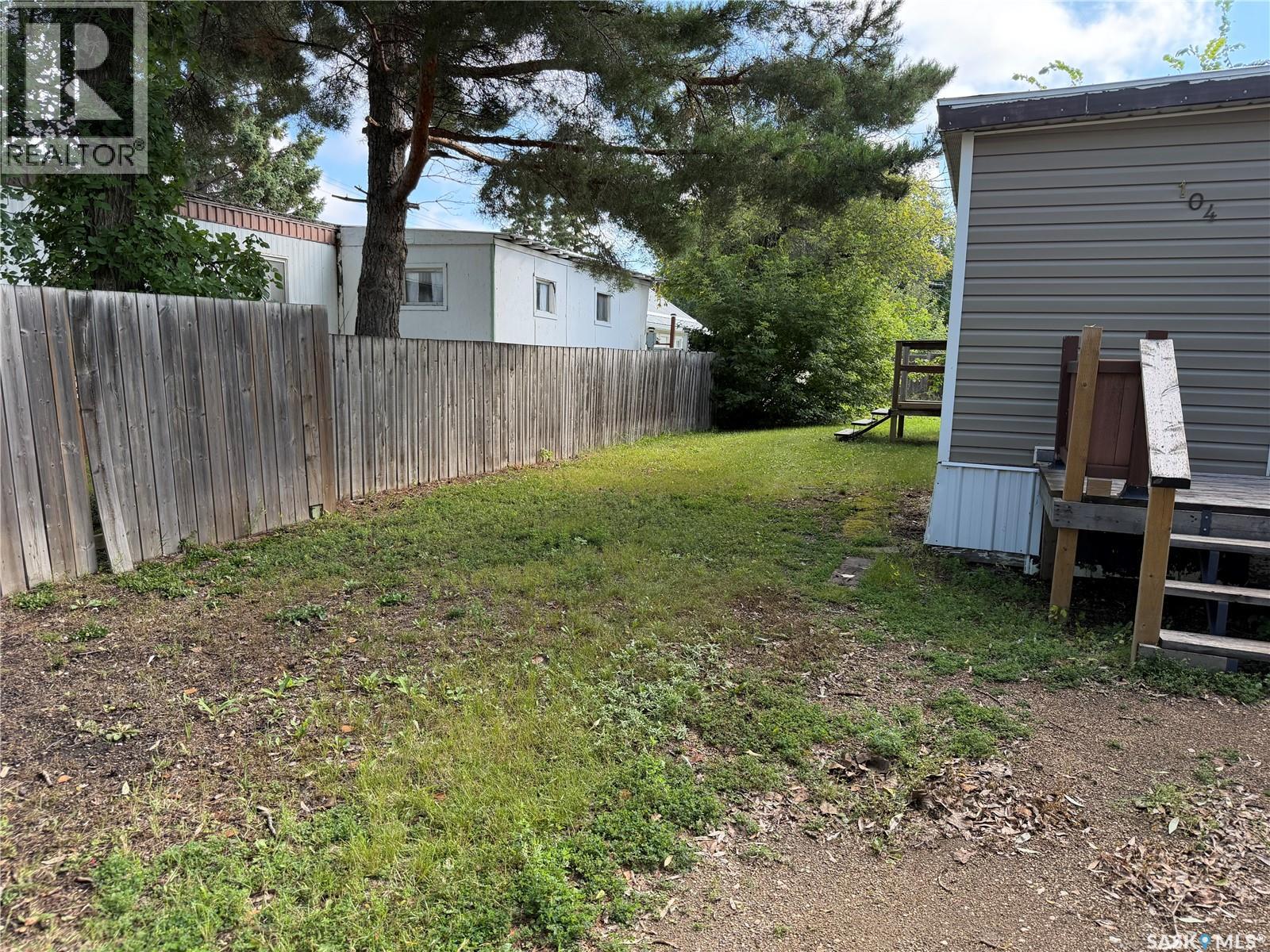 104 4th Avenue, Melfort, Saskatchewan  S0E 1A0 - Photo 3 - SK047182