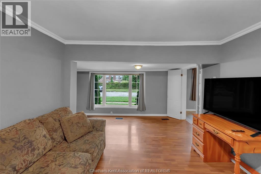 415 Queen Street, Wallaceburg, Ontario  N8A 1G8 - Photo 17 - 26020836