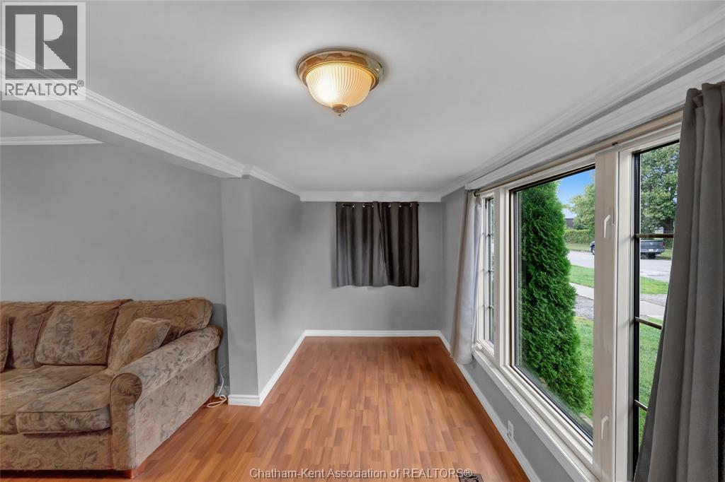 415 Queen Street, Wallaceburg, Ontario  N8A 1G8 - Photo 19 - 26020836