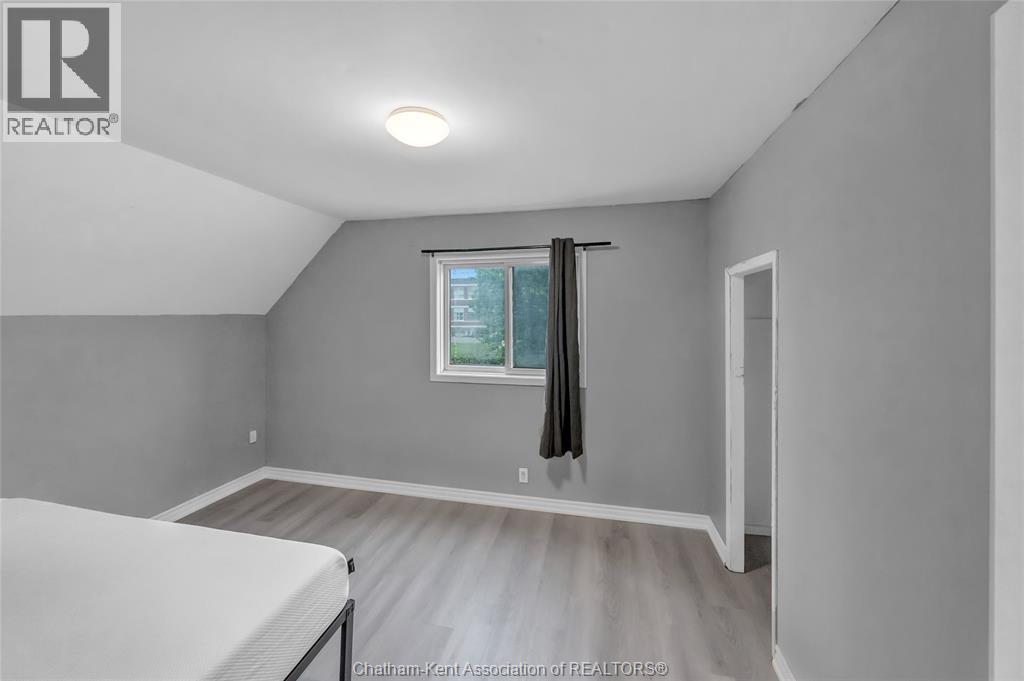 415 Queen Street, Wallaceburg, Ontario  N8A 1G8 - Photo 38 - 26020836