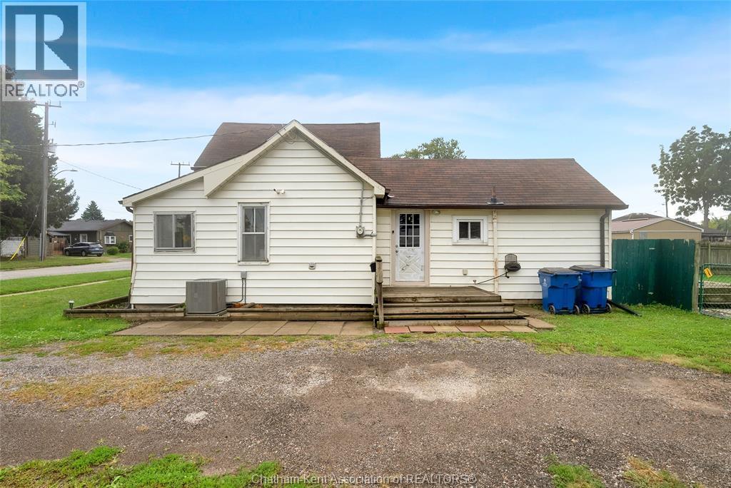 415 Queen Street, Wallaceburg, Ontario  N8A 1G8 - Photo 44 - 26020836
