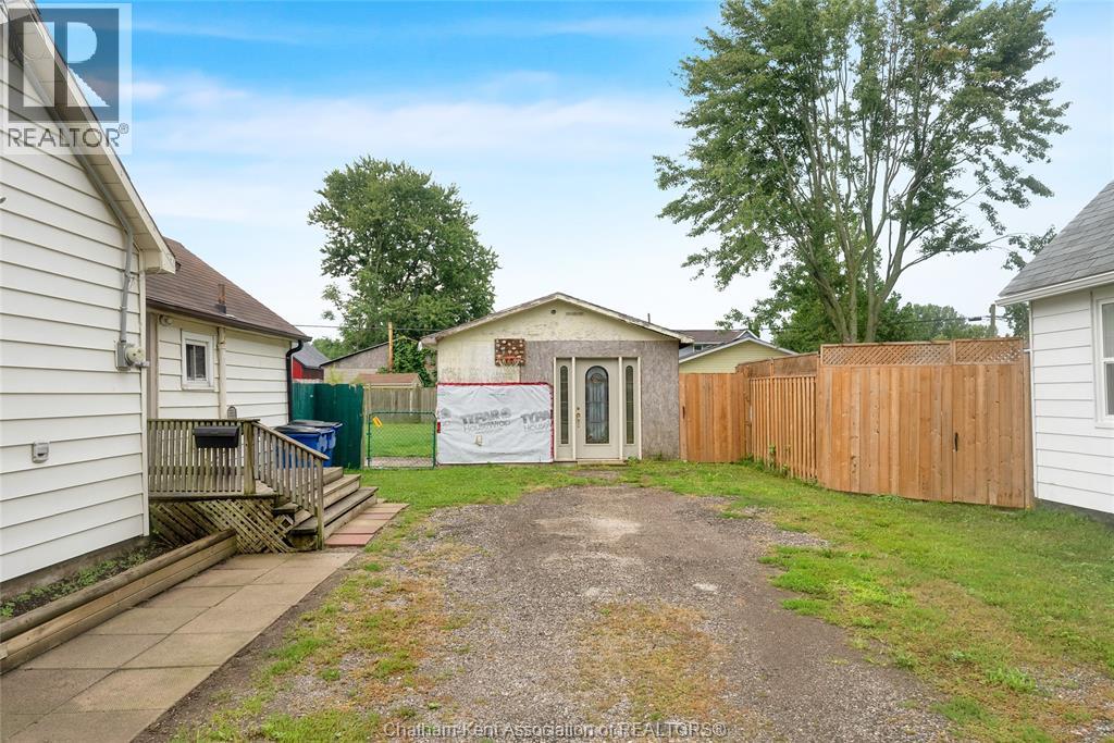 415 Queen Street, Wallaceburg, Ontario  N8A 1G8 - Photo 45 - 26020836