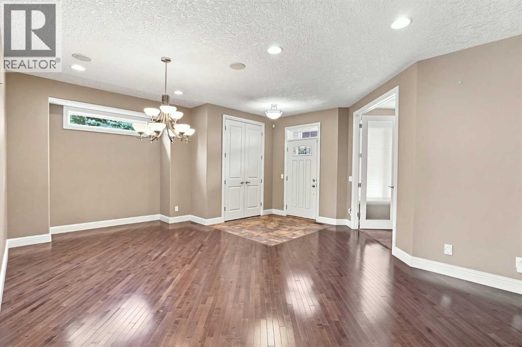 242 Cranleigh Place Se, Calgary, Alberta  T3M 0N5 - Photo 9 - A2341625