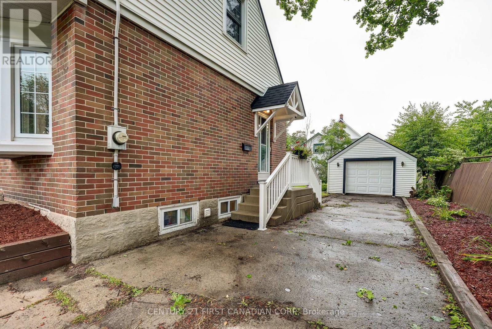 59 South Street W, Aylmer, Ontario  N5H 1R3 - Photo 4 - X13734150