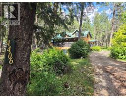 4406 Ashton Road, Spur Valley, British Columbia