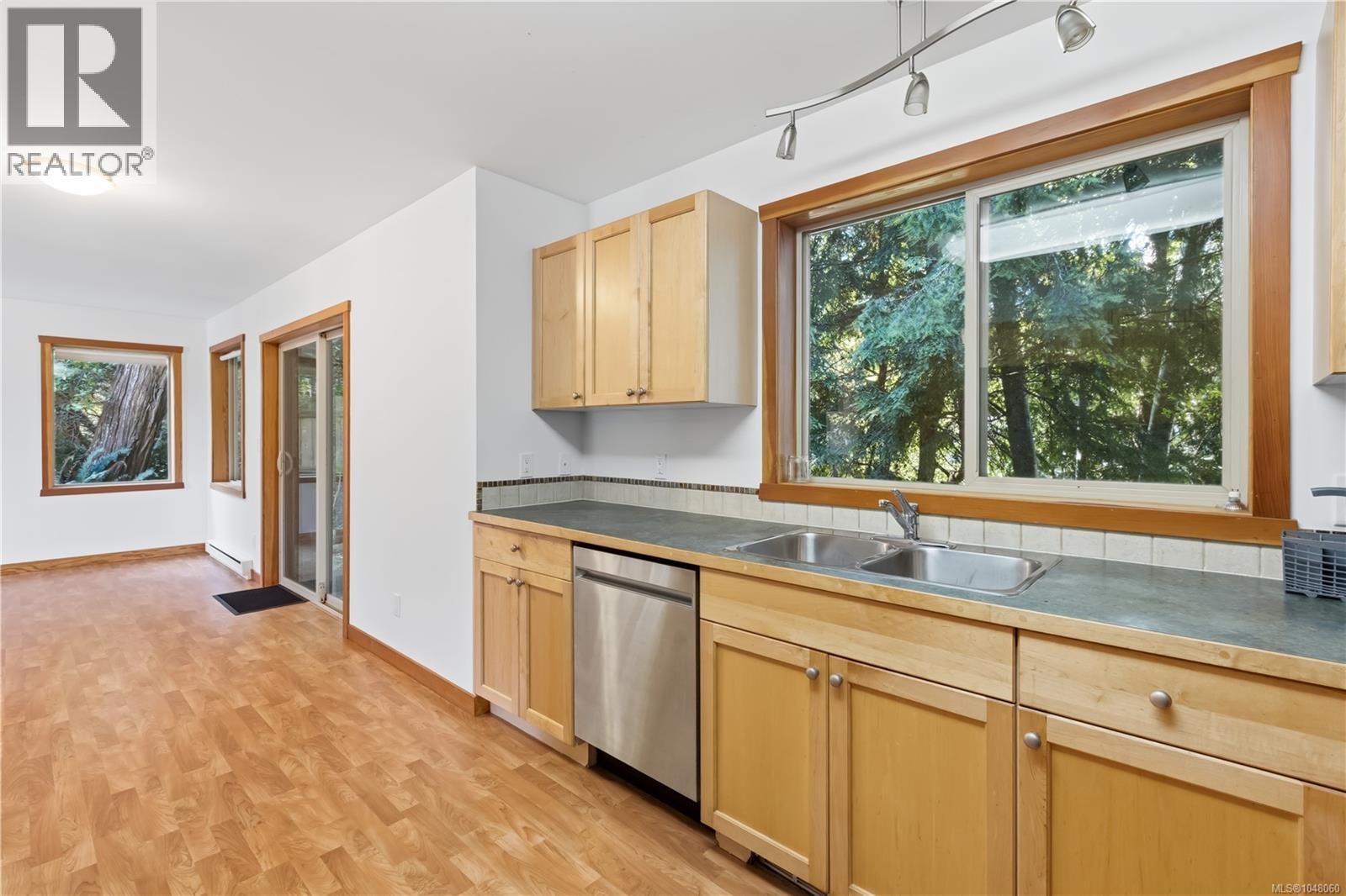 7 1626 Holly Cres, Ucluelet, British Columbia V0R 3A0 - Photo 4 - 1048060