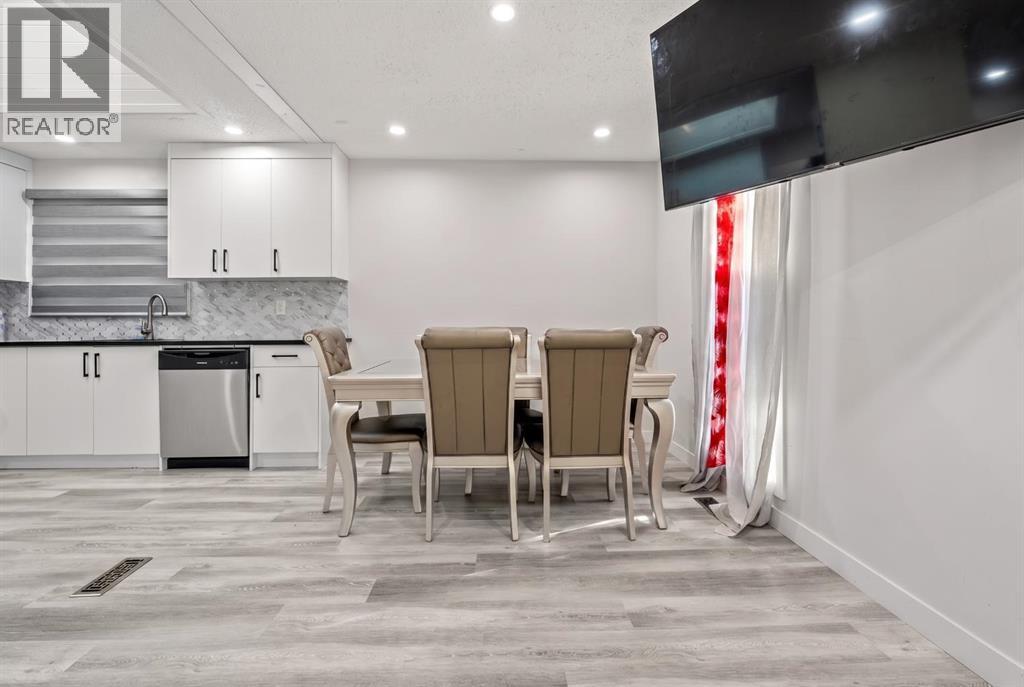 259 Manora Crescent Ne, Calgary, Alberta  T2A 4S4 - Photo 11 - A2341205