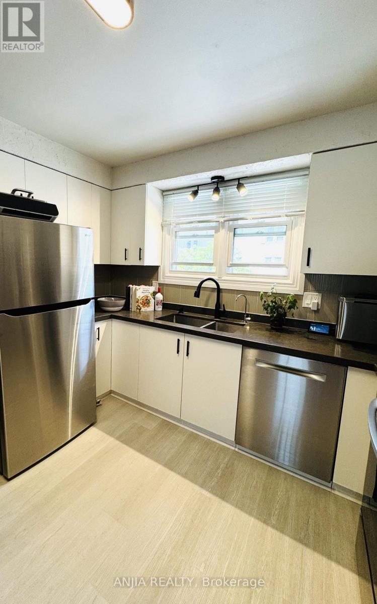 7 Purple Sageway, Toronto, Ontario  M2H 2Z6 - Photo 17 - C13730966