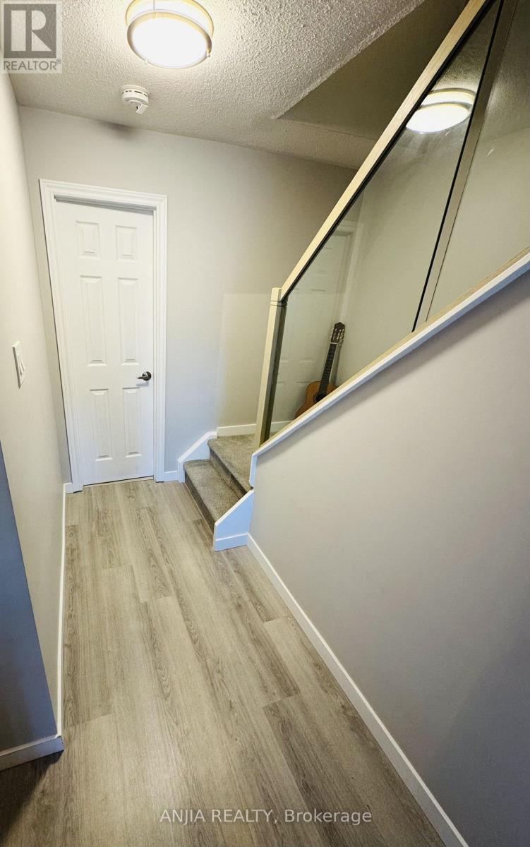 7 Purple Sageway, Toronto, Ontario  M2H 2Z6 - Photo 5 - C13730966