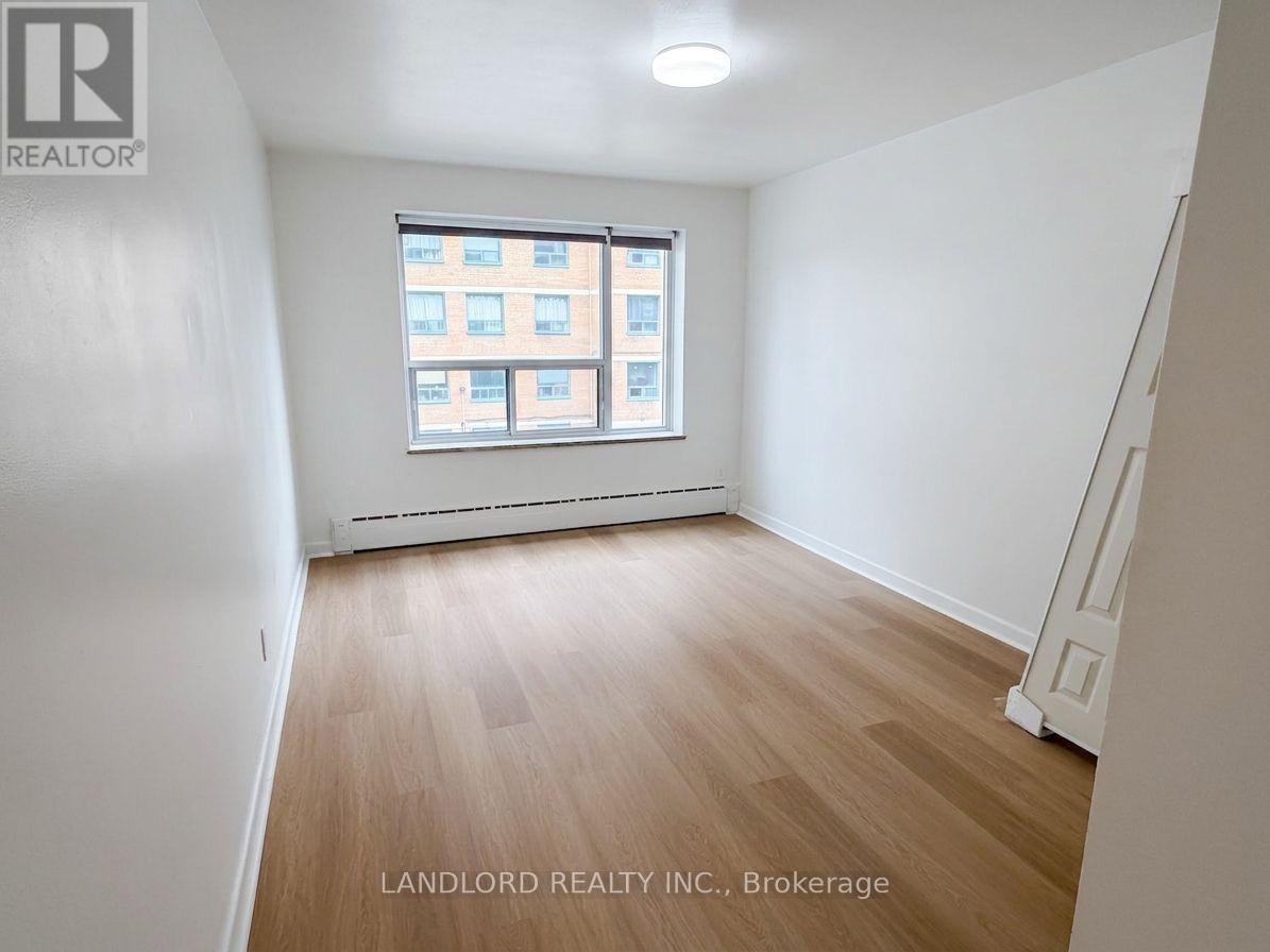 204 - 420 Eglinton Avenue E, Toronto, Ontario  M4P 1L8 - Photo 13 - C13733972