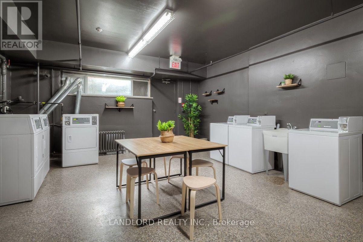 204 - 420 Eglinton Avenue E, Toronto, Ontario  M4P 1L8 - Photo 16 - C13733972