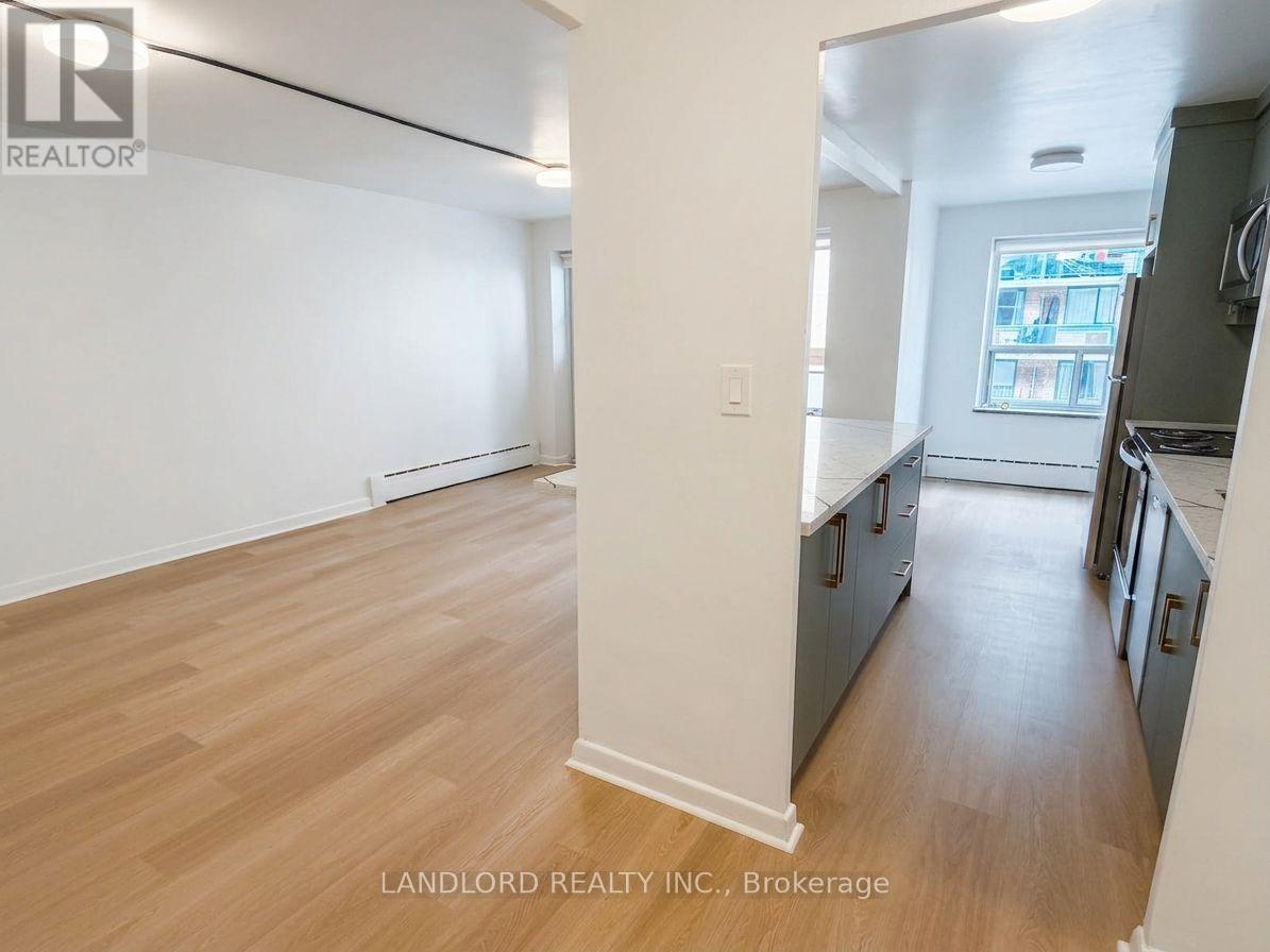 204 - 420 Eglinton Avenue E, Toronto, Ontario  M4P 1L8 - Photo 8 - C13733972