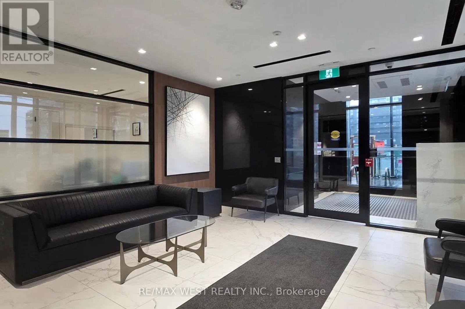 426 - 8 Tippett Road, Toronto, Ontario  M3H 0E7 - Photo 11 - C13734104