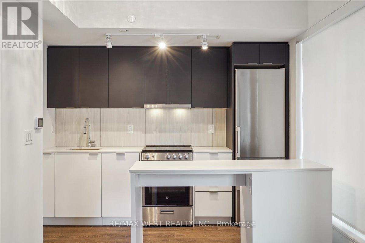 426 - 8 Tippett Road, Toronto, Ontario  M3H 0E7 - Photo 4 - C13734104
