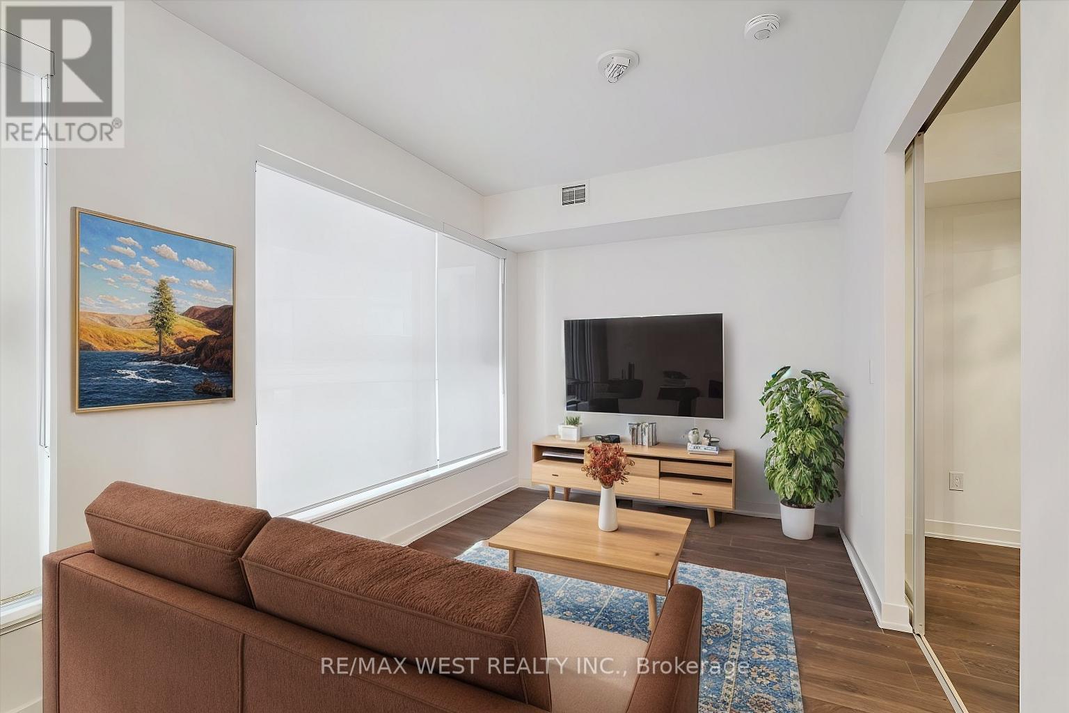 426 - 8 Tippett Road, Toronto, Ontario  M3H 0E7 - Photo 6 - C13734104
