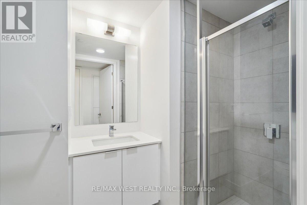 426 - 8 Tippett Road, Toronto, Ontario  M3H 0E7 - Photo 8 - C13734104