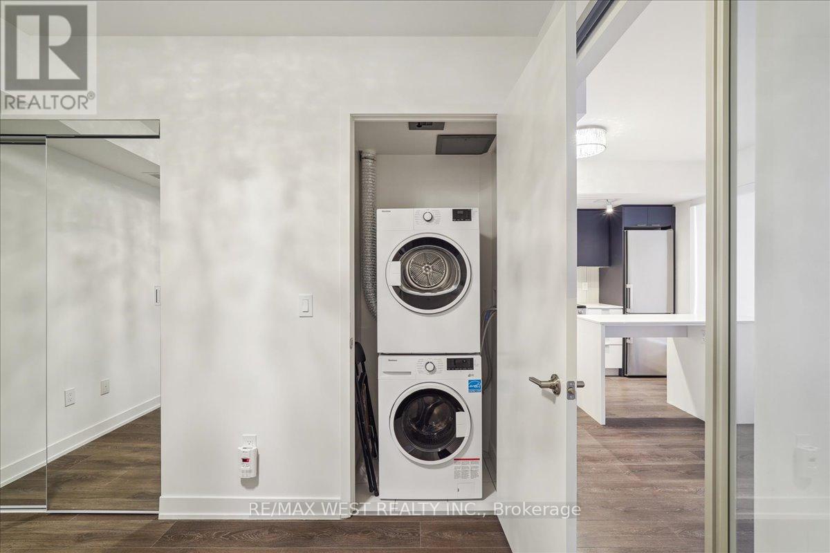 426 - 8 Tippett Road, Toronto, Ontario  M3H 0E7 - Photo 9 - C13734104