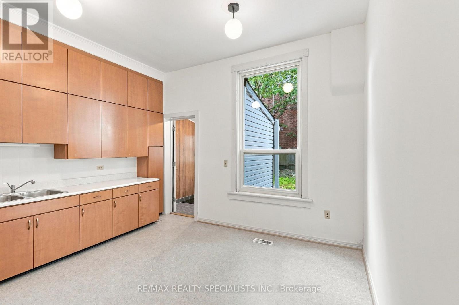 201 Concord Avenue, Toronto, Ontario  M6H 2P2 - Photo 17 - C13734112