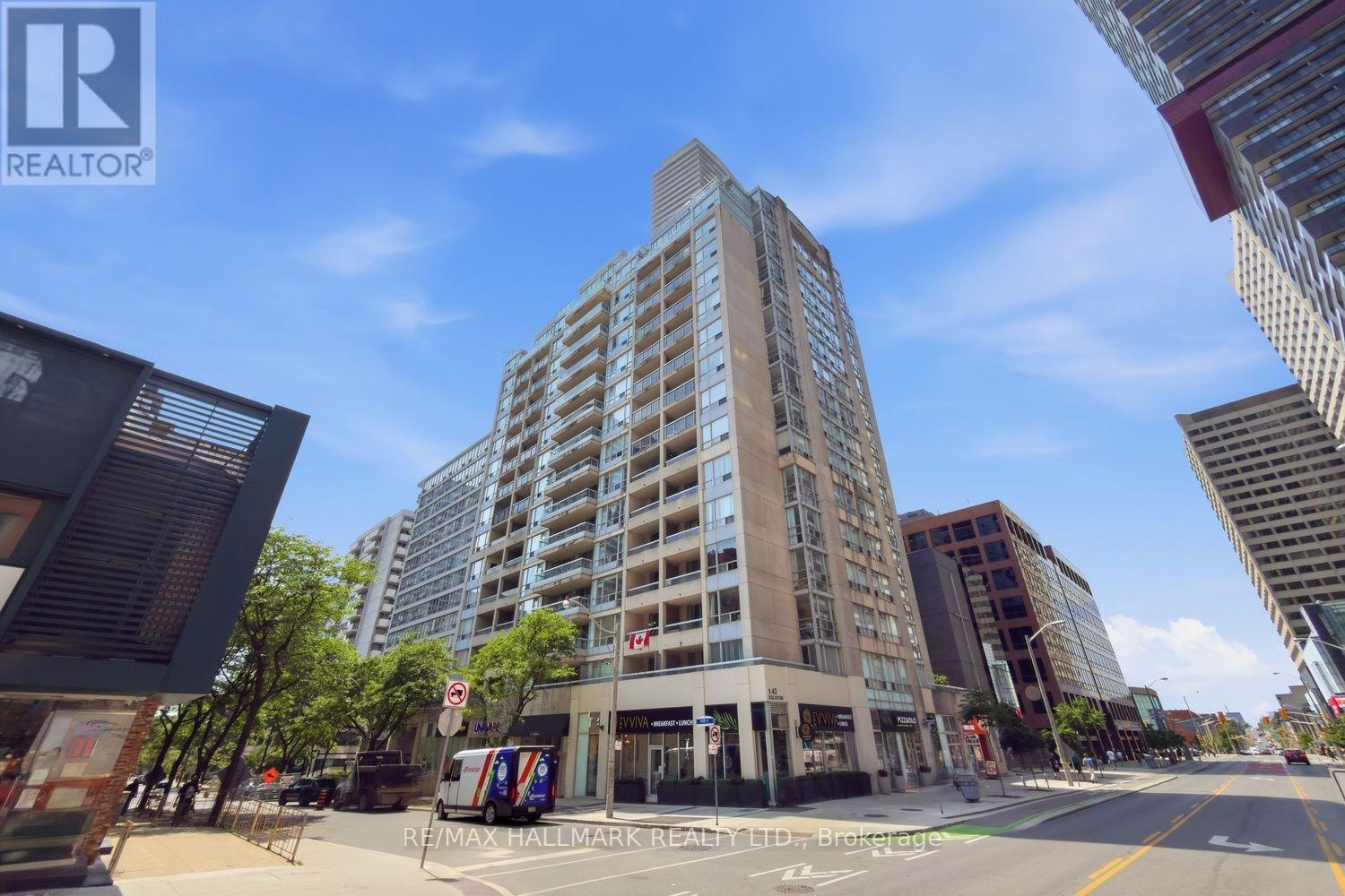 310 - 43 EGLINTON AVENUE E, Toronto, Ontario