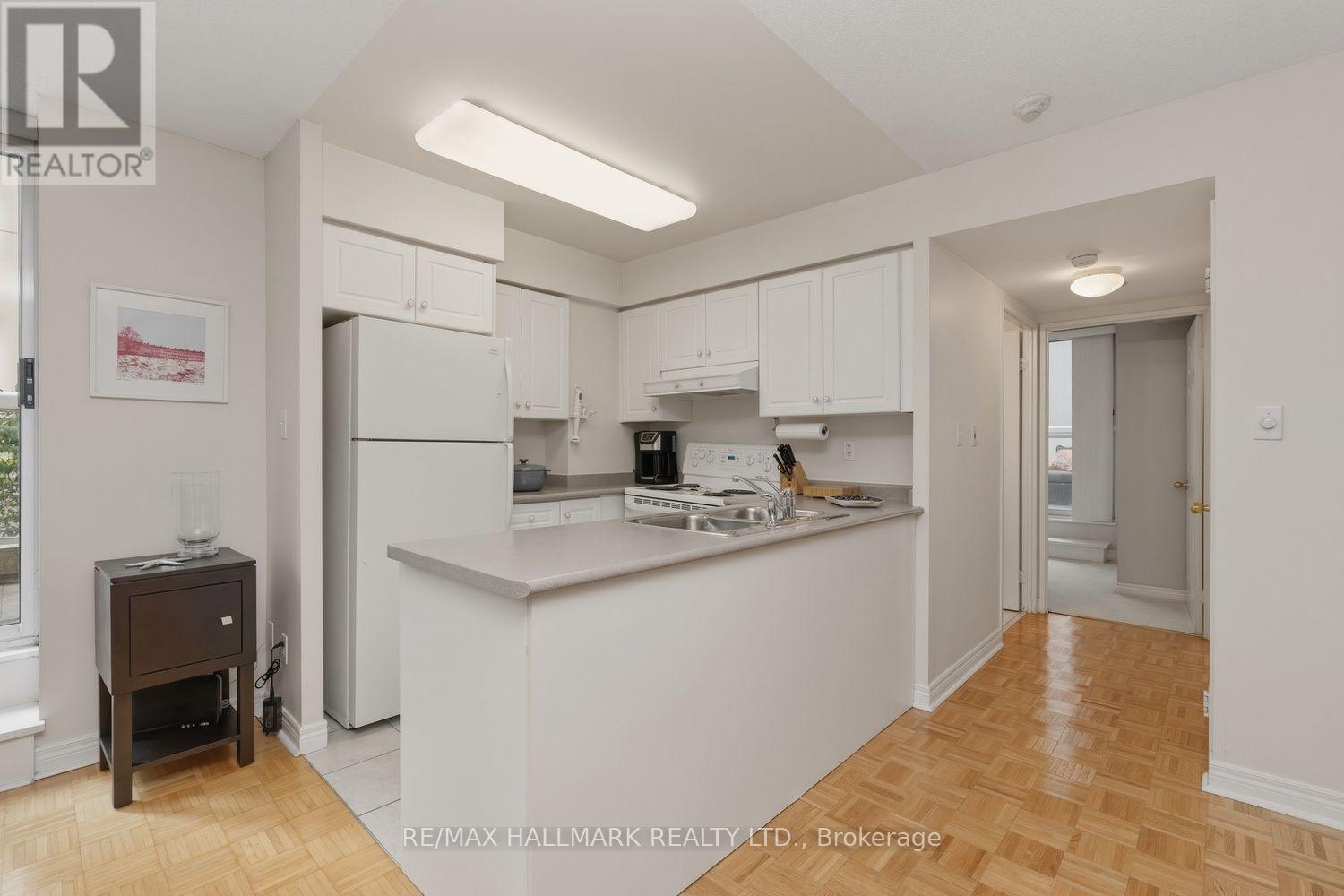 310 - 43 Eglinton Avenue E, Toronto, Ontario  M4P 1A2 - Photo 4 - C13734124