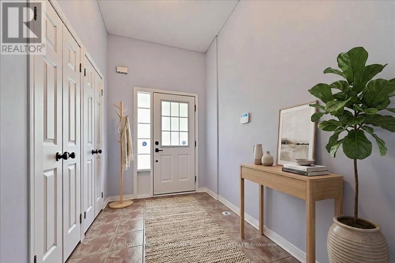 41 Blair Street, Toronto, Ontario  M4B 3N5 - Photo 3 - E13734056