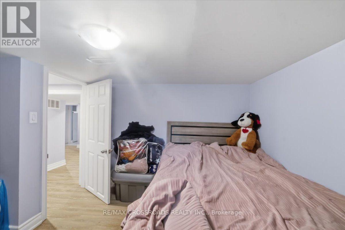 239 Island Road, Toronto, Ontario  M1C 2R1 - Photo 14 - E13734058