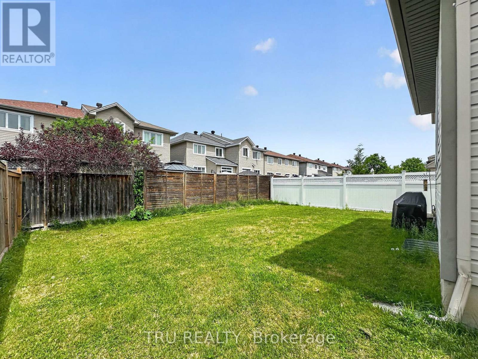 200 Celtic Ridge Crescent, Ottawa, Ontario  K2W 0C1 - Photo 4 - X13414392