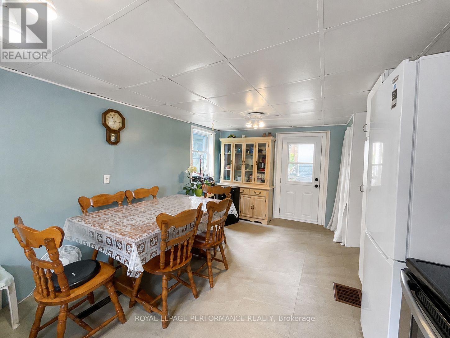 232 Regent Street, Hawkesbury, Ontario K6A 1E9 - Photo 5 - X13733988