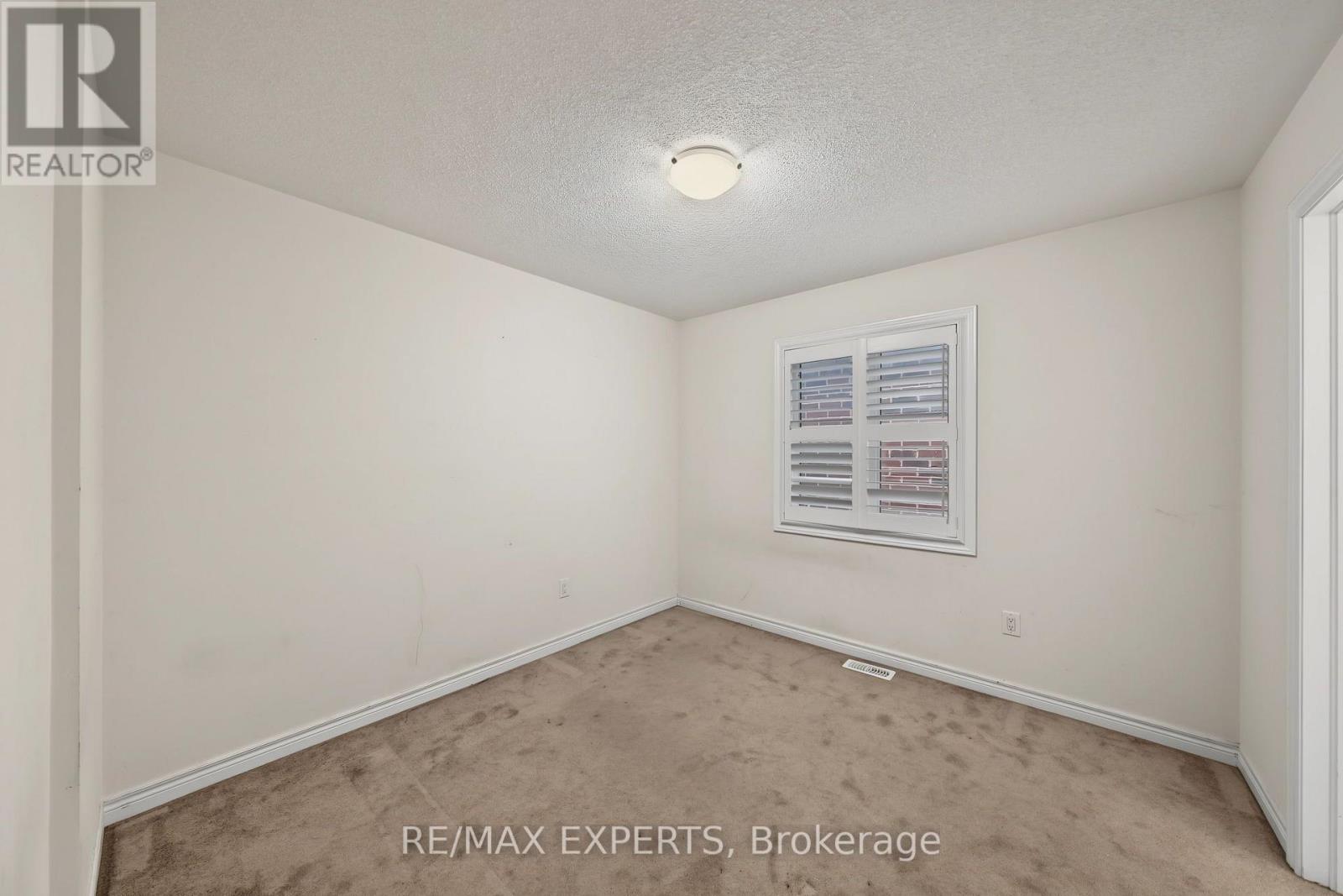 39 Naylor Drive, Bradford West Gwillimbury (Bradford), Ontario  L3Z 0K1 - Photo 22 - N13733958